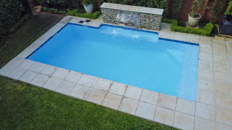 21 m² Fibreglass Pool — Equestria