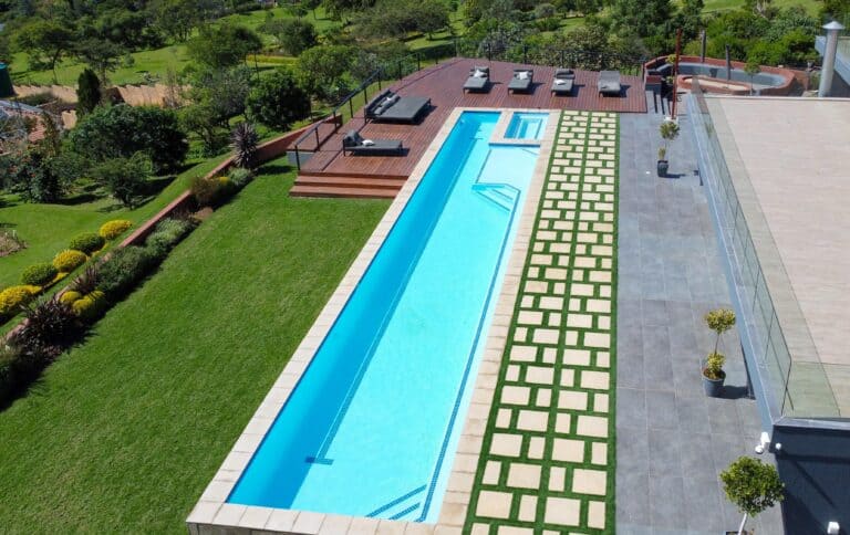 91 m² Concrete Pool — Poortview